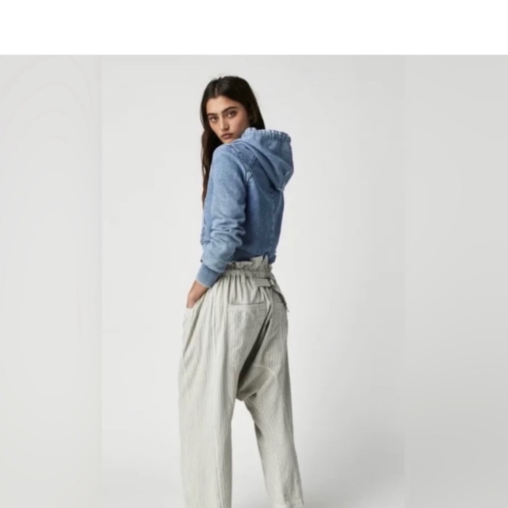 FREE PEOPLE Runyon Harem Oversized Stripe Pants - Sky Combo - Picture 2 of 7